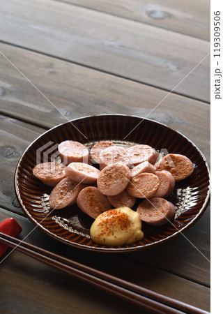 焼き魚肉ソーセージ 119309506