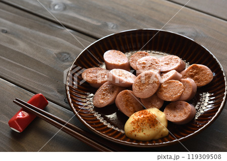 焼き魚肉ソーセージ 119309508