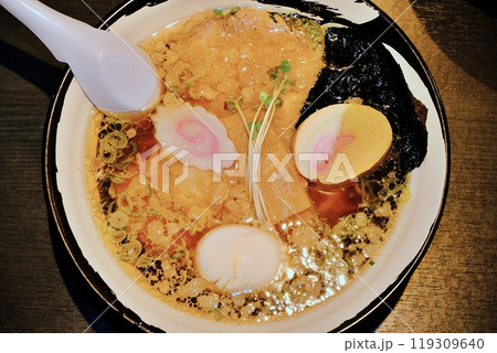 函館ラーメン　醤油拉麺 119309640