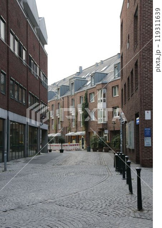 デュッセルドルフの街並み 119311639