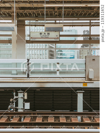 駅のホーム 119311652