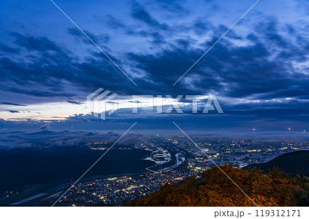 白山手取川ジオパーク　獅子吼高原から眺める手取川扇状地 119312171
