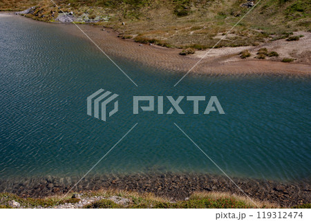 北海道主峰旭岳の鏡沼 北海道主峰旭岳の鏡沼 119312474