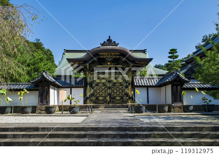 鎌倉市　大本山　建長寺　龍王殿の唐門（からもん）　国重要文化財 119312975