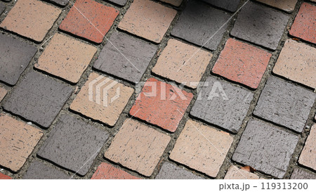 石畳み 119313200