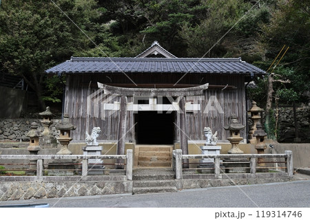 田久日(たくひ)漁港の周辺風景【兵庫県豊岡市竹野町】 田久日(たくひ)漁港の周辺風景【兵庫県豊岡市竹野町】 119314746