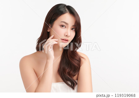Beautiful young asian woman with clean fresh skin on white background, Face care, Facial treatment, Cosmetology, beauty and spa, Asian women portrait. 119319068