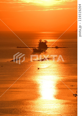 九十九島の夕景 119319264