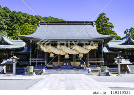 日本一の大きさを誇る大注連縄がある宮地嶽神社（福岡県福津市） 119319522