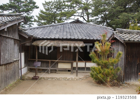 萩の町並み　松下村塾 119323508