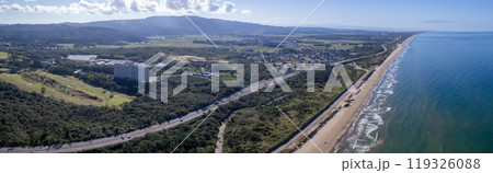 ドローン|千里浜なぎさドライブウェイ道|のと里山海道|石川県羽咋市 ドローン|千里浜なぎさドライブウェイ道|のと里山海道|石川県羽咋市 119326088