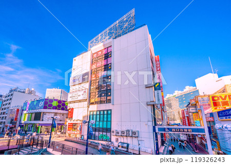 日本の横浜都市景観 10月。脱コロナ…相鉄横浜駅(奥)や横浜駅前・西口五番街などを望む 日本の横浜都市景観 10月。脱コロナ…相鉄横浜駅(奥)や横浜駅前・西口五番街などを望む 119326243