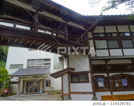 曹洞宗 大雄山最乗寺（神奈川県南足柄市大雄町） 119326781