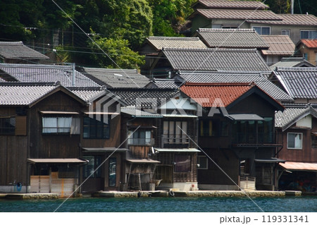 伊根の舟屋(京都府与謝郡伊根町) 伊根の舟屋(京都府与謝郡伊根町) 119331341