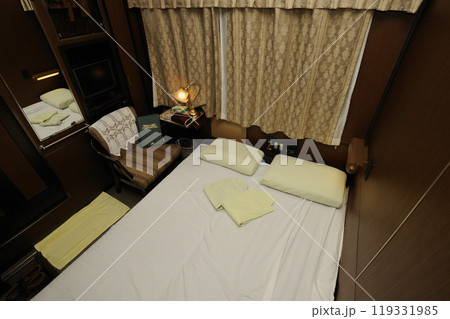 トワイライトエクスプレス　ロイヤル室内 119331985