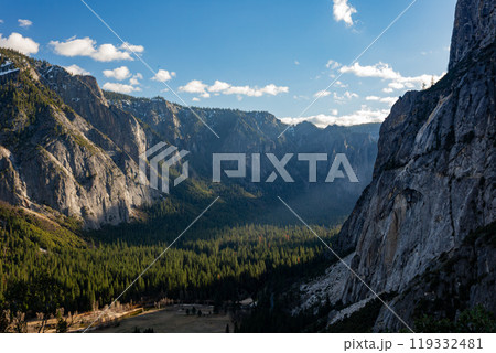 Sunny high angle view of the landscape at Yosemite National Park Sunny high angle view of the landscape at Yosemite National Park 119332481
