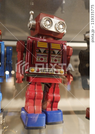 昭和のヒーローブリキおもちゃロボット 昭和のヒーローブリキおもちゃロボット 119335775