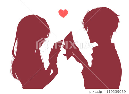 スマホを操作している男女 向かい合わせ 影絵 スマホを操作している男女 向かい合わせ 影絵 119339089
