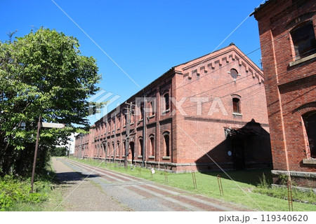 舞鶴赤レンガパーク と 海上自衛隊船舶（舞鶴湾）／【京都府舞鶴市】 119340620