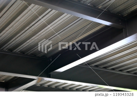 デッキプレートの天井 119343328