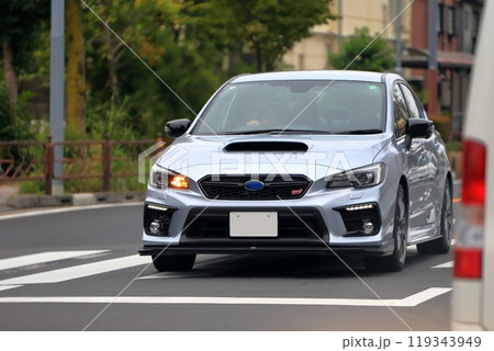 国産のスポーツカー 119343949