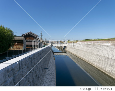 改修工事中の河川 改修工事中の河川 119346594