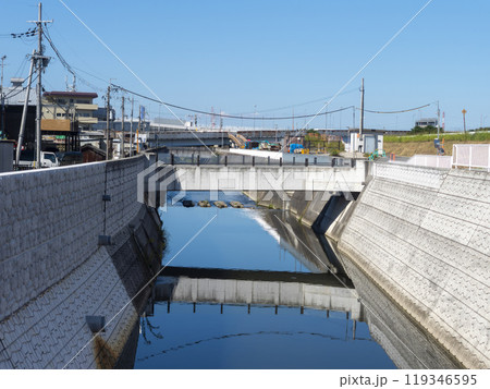 改修工事中の河川 119346595