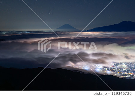《長野県》富士山と大雲海・秋の高ボッチ高原 119346726