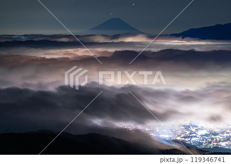 《長野県》富士山と大雲海・秋の高ボッチ高原 119346741