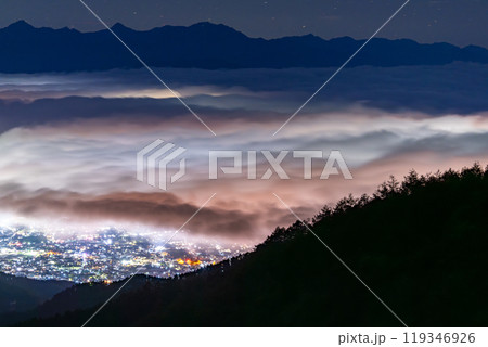 《長野県》南アルプスと大雲海・秋の高ボッチ高原 119346926