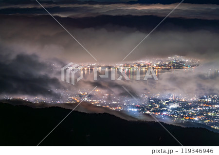 《長野県》諏訪湖上の大雲海・秋の高ボッチ高原 《長野県》諏訪湖上の大雲海・秋の高ボッチ高原 119346946