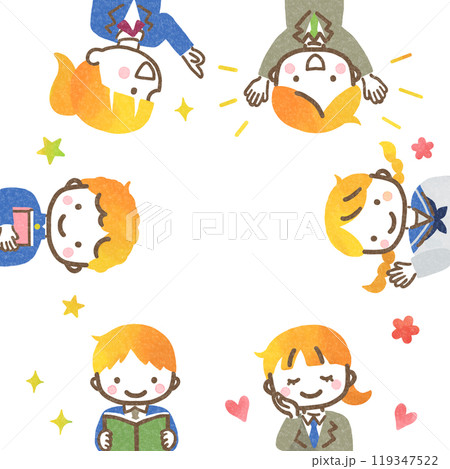 輪になる制服の子どもたち 119347522