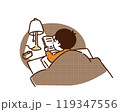 寝る前のすきま時間に勉強する男の子 119347556
