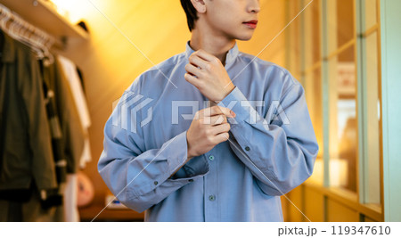 男性ポートレート　屋内撮影 119347610