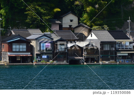 伊根の舟屋(京都府与謝郡伊根町) 伊根の舟屋(京都府与謝郡伊根町) 119350086