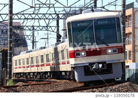 【新京成】8800形〜千葉線直通色 復刻塗装電車〜(新京成線:上本郷〜松戸新田) 【新京成】8800形〜千葉線直通色 復刻塗装電車〜(新京成線:上本郷〜松戸新田) 119350178