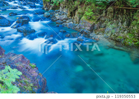 【長野県】阿寺渓谷　阿寺ブルーの熊ヶ淵 119350553