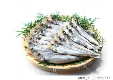 笊にのせたししゃも 笊にのせたししゃも 119352837