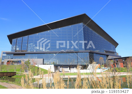 エスコンフィールドHOKKAIDO(池方からの外観) エスコンフィールドHOKKAIDO(池方からの外観) 119353427