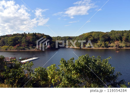 宮沢湖の紅葉 宮沢湖の紅葉 119354284