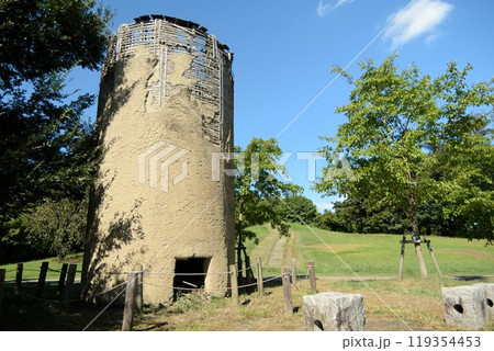 馬見古墳群の一つ、一本松古墳 119354453