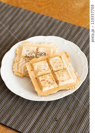 長万部町の郷土菓子　あめせん 119357708