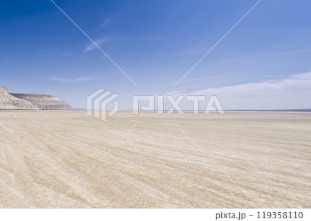 カザフスタン・ウスチュルト台地 トゥズバイル塩湖 / Tuzbair, Kazakhstan カザフスタン・ウスチュルト台地 トゥズバイル塩湖 / Tuzbair, Kazakhstan 119358110