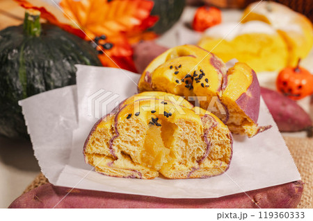 さつまいもパン 119360333