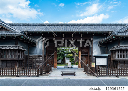 豪邸　伊藤伝衛門邸の夏　（福岡県） 119361225