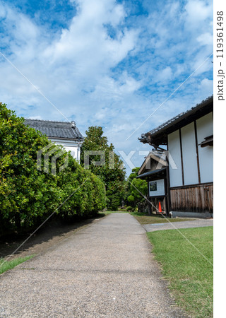 豪邸 伊藤伝衛門邸の夏の庭園 (福岡県) 豪邸 伊藤伝衛門邸の夏の庭園 (福岡県) 119361498