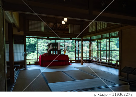豪邸 伊藤伝衛門邸の夏の庭園 (福岡県) 豪邸 伊藤伝衛門邸の夏の庭園 (福岡県) 119362278