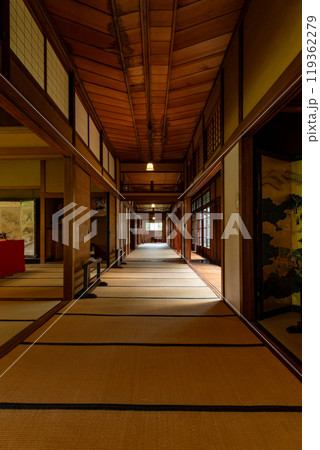 豪邸　伊藤伝衛門邸の夏　（福岡県） 119362279