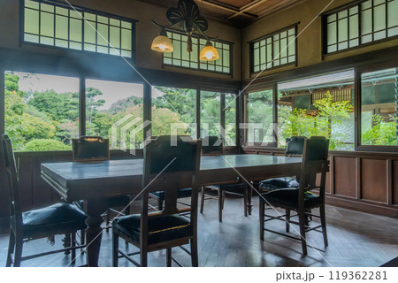 豪邸　伊藤伝衛門邸の夏の庭園　（福岡県） 119362281