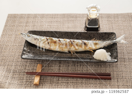 サンマの塩焼き 119362587